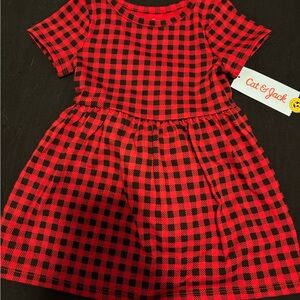 Adorable girls dress.